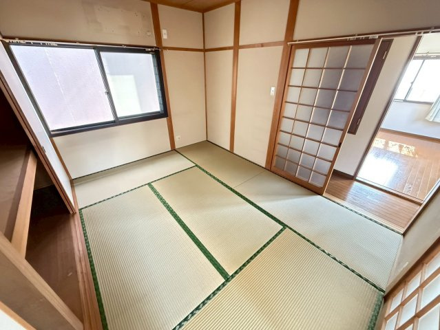 大安寺5丁目貸家の和室