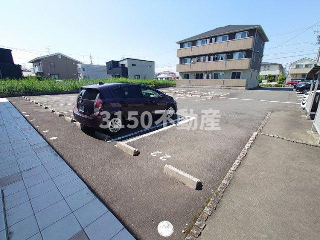グリーンテラス　Aの駐車場
