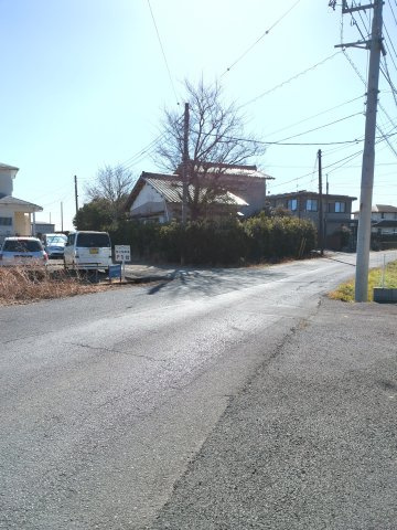 【前面道路含む現地写真】 | 東金市菱沼　中古戸建