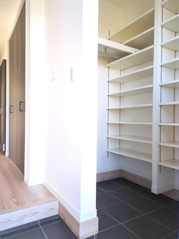 【玄関】 | 東金市菱沼　中古戸建