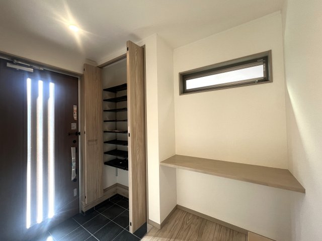 ３つの村の境で三ツ境という地名になったらしいです。そのままじゃんと思った方クリック【瀬谷区三ツ境新築戸建】の収納|小物を収納するのに便利です