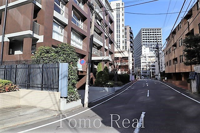 Walk赤坂の外観