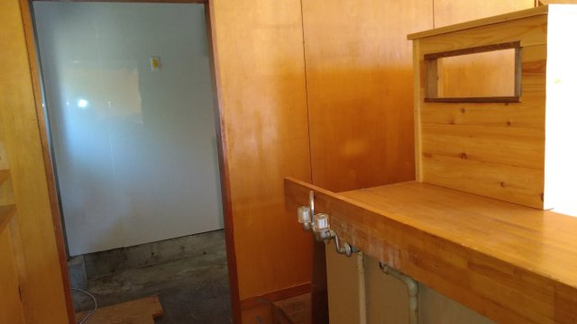 【内装】 | 光・束荷