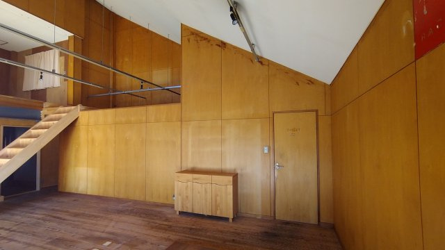 【内装】 | 光・束荷