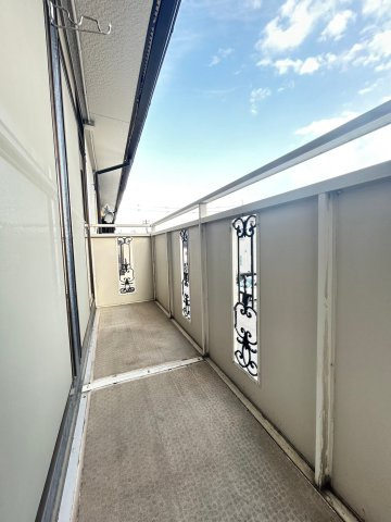 若園ハイツのバルコニー