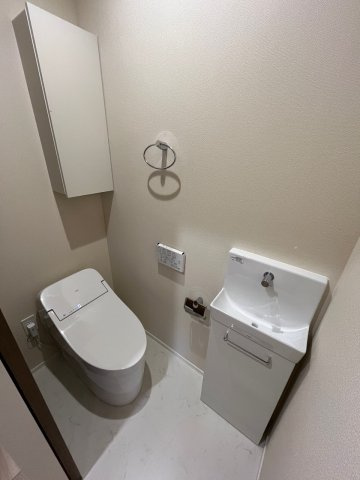 Ｅｖａ　Ｓｈｉｍｏｋｉｔａのトイレ