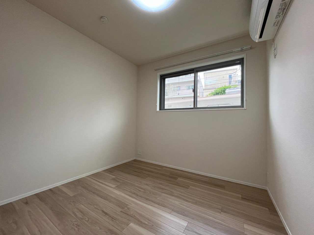 Ｅｖａ　Ｓｈｉｍｏｋｉｔａの子供部屋