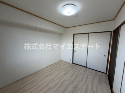 【洋室】 | 冬築タウンA