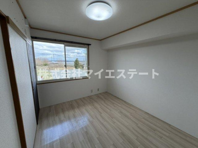 【洋室】 | 冬築タウンA