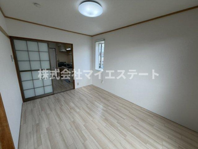 【洋室】 | 冬築タウンA