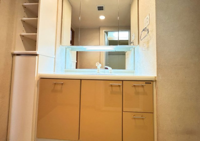 【独立洗面台】 | ファミールアクシス八尾