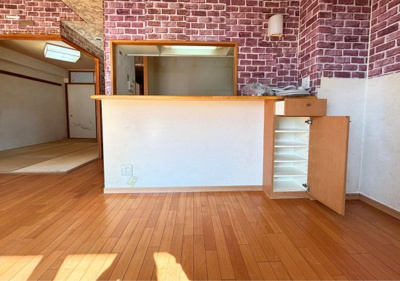 【居間・リビング】 | ファミールアクシス八尾