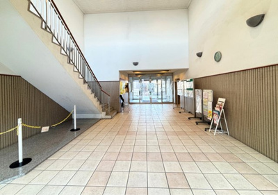 【エントランス】 | ファミールアクシス八尾