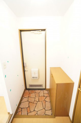 【玄関】 | パンプキンハウス | ※同物件・反転タイプの写真です。