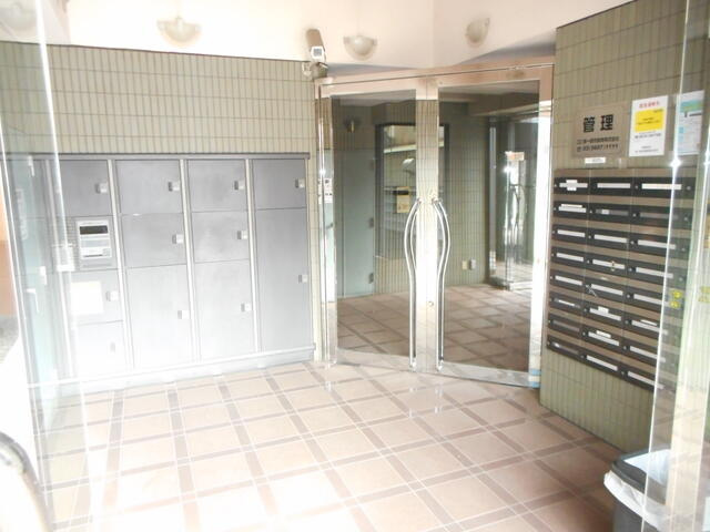 プラチナKODAヒルズのエントランス