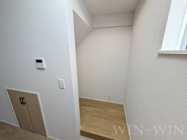 松井町戸建貸家の収納