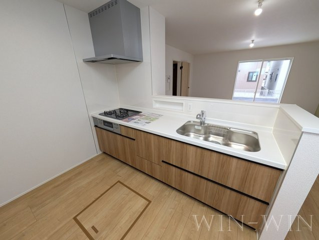 松井町戸建貸家のキッチン