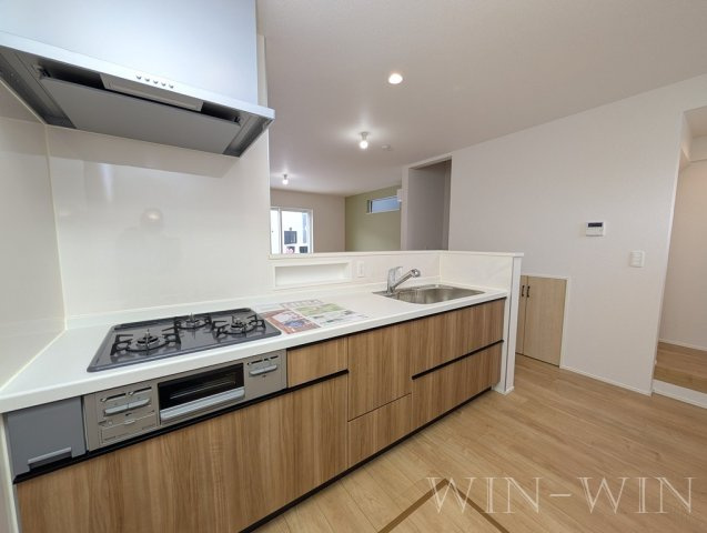 松井町戸建貸家のキッチン