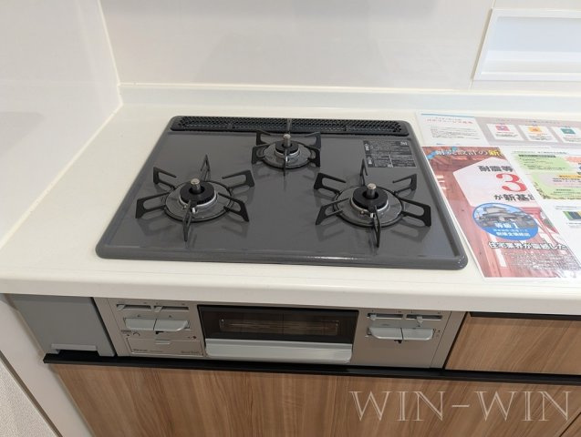 松井町戸建貸家のキッチン