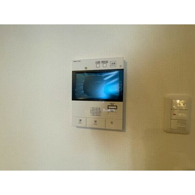 【セキュリティ】 | CITY PAL CREST TANIMACHI | モニター付きインターホンです