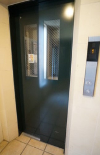 中野区江古田２丁目の賃貸マンションの外観