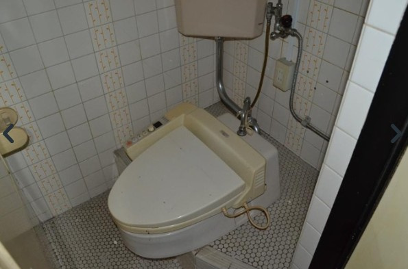 ニュー大阪ビルのトイレ