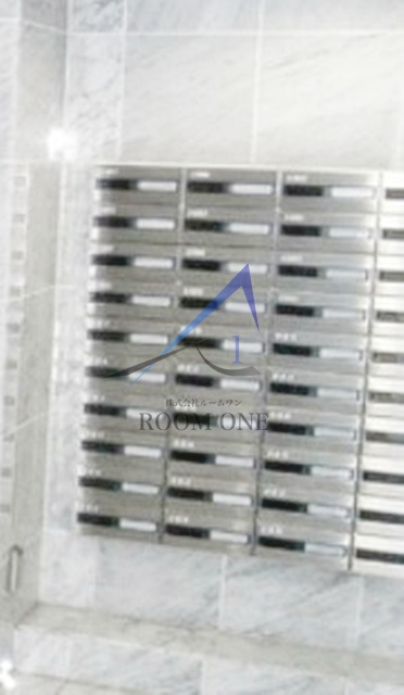 ガラ・グランディ西新宿