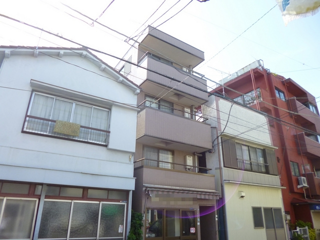 ハイツコモリヤの外観|きれいなタイル貼りのマンションです。