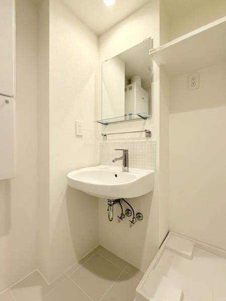 ＡＬＥＲＯ新中野ＩＩの洗面所