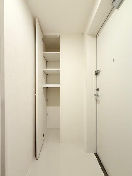 ＡＬＥＲＯ新中野ＩＩの玄関