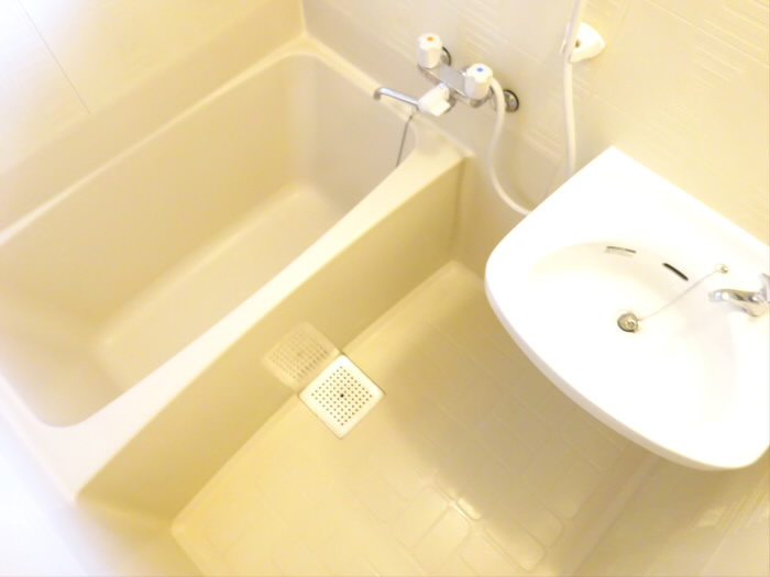 荻野マンションの浴室