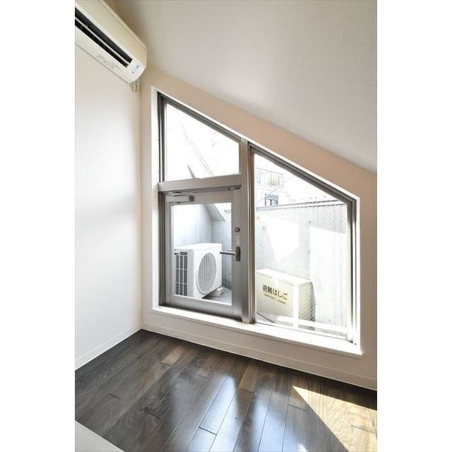 メイプル新中野のバルコニー