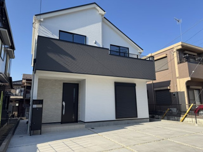 【外観】 | 瀬谷区下瀬谷3丁目新築戸建/カースペース3台/小・中学校徒歩10分圏内/収納充実