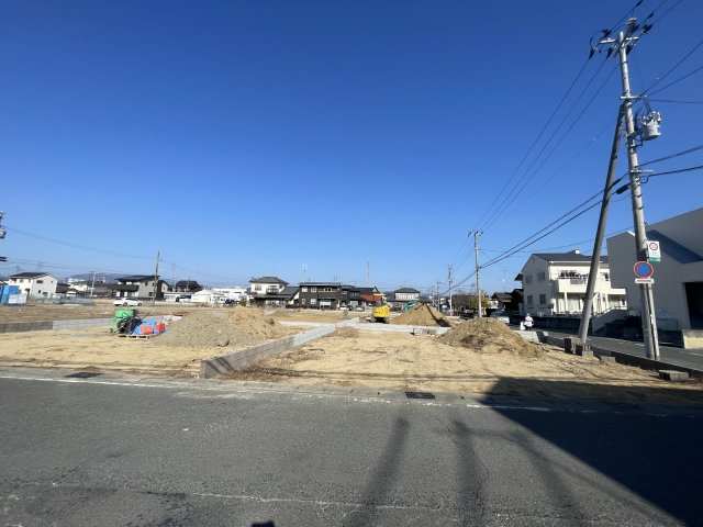 新築戸建・新築建売　いわき市平南白土2期　平第五小・平第三中の前面道路含む現地写真
