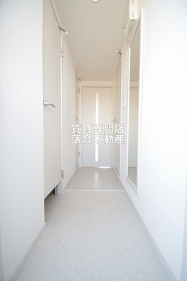 【玄関】 | リブリ・淵野辺Ⅲ | 落ち着いた玄関♪