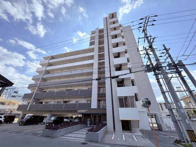 レーヴ宜野湾エコール