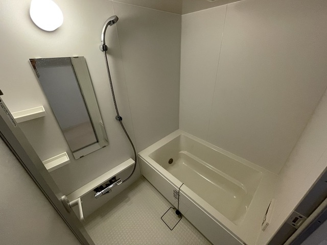 アールリエット浦和常盤Ａ棟の浴室|別部屋のお写真になります