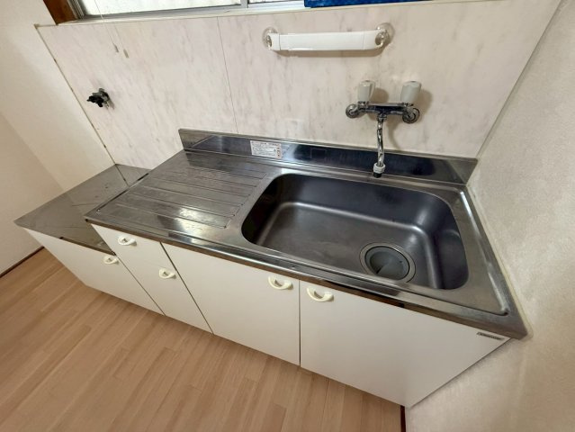 南紀寺町４丁目戸建のキッチン