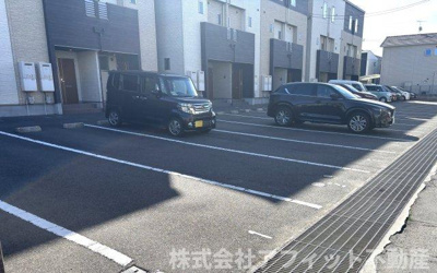 【駐車場】 | エルキュールB棟