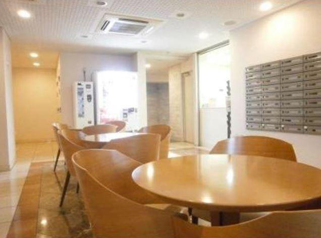 パークアクシス四谷ステージのロビー|パークアクシス四谷ステージ