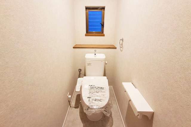 貝塚市王子　中古戸建のトイレ