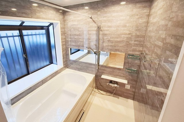 貝塚市王子　中古戸建の浴室