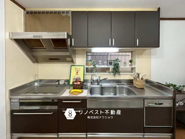 東大阪市若江本町3丁目のキッチン|食洗機付きのシステムキッチン。IHクッキングヒーターで安全です◎