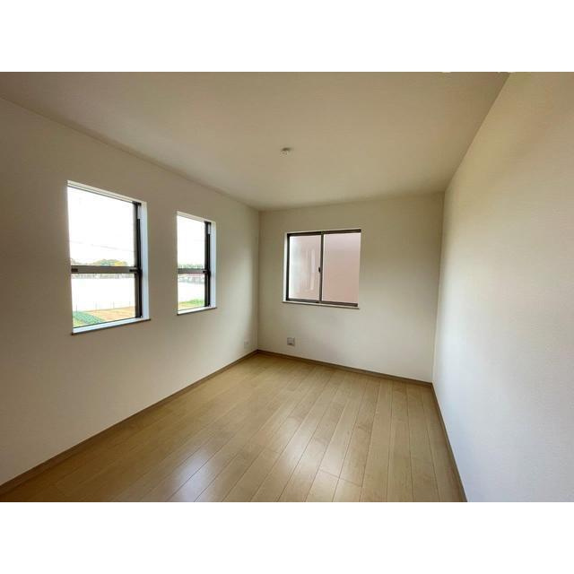 Ｋｏｌｅｔ柏五條谷＃１２の寝室|落ち着いた色調の寝室です