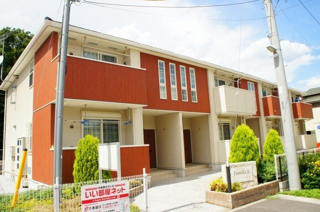 ファミリア・Kの外観|木造