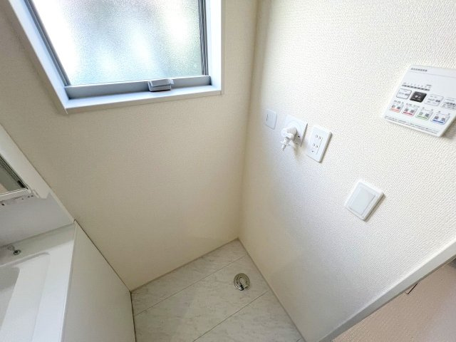 武蔵村山市残堀1丁目　全4棟　新築戸建のランドリースペース