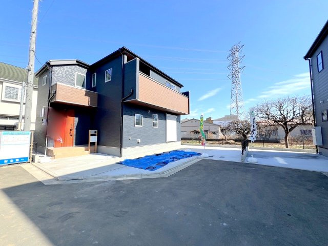 武蔵村山市残堀1丁目　全4棟　新築戸建の前面道路含む現地写真