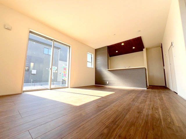 武蔵村山市残堀1丁目　全4棟　新築戸建の居間・リビング