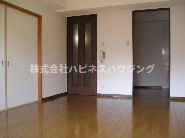 セザンつくし野の居間・リビング