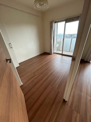 【洋室】 | サーパス新川